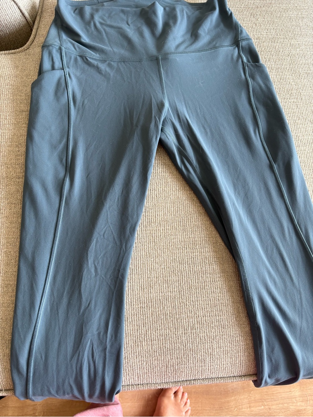 Lululemon align Leggings with pockets in Deep Teal. Size 10. Barely worn.